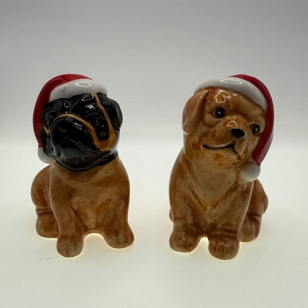 Christmas Puppy Dog Salt and Pepper Shakers Set Pug Golden Retriever Santa Hats